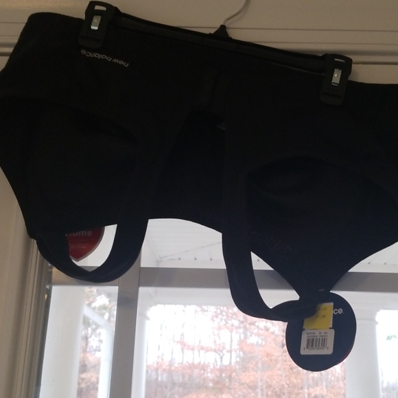 Beautiful steady black bras. - Picture 5 of 5